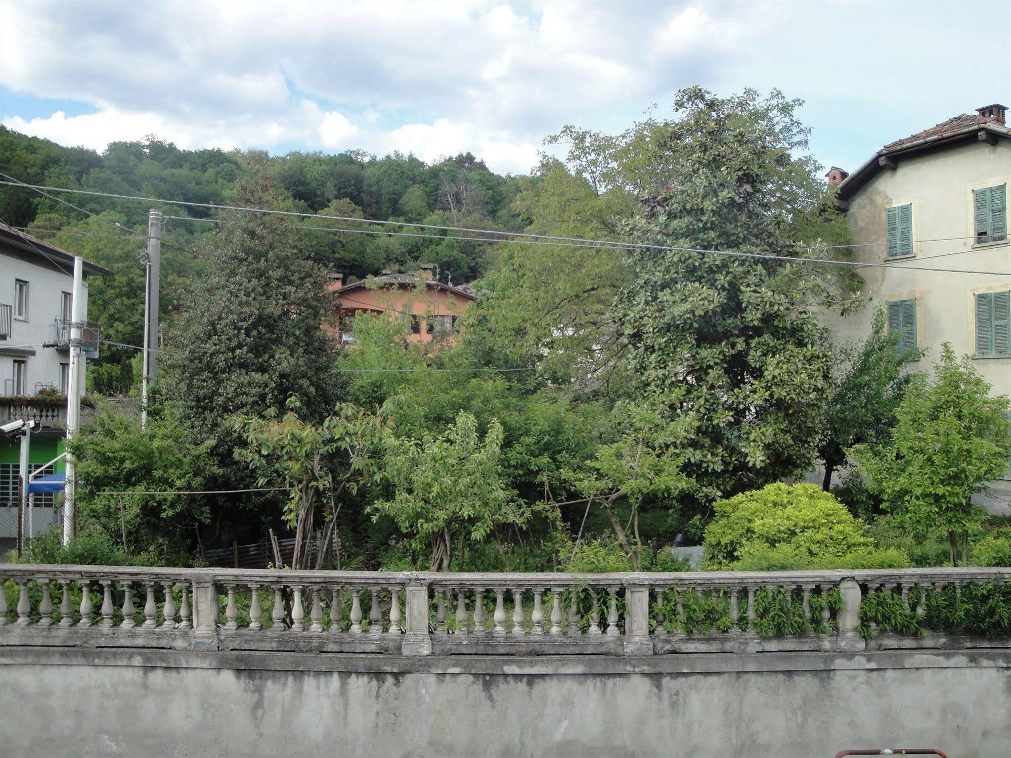 Locanda Del Brinsc Brinzio Exterior foto