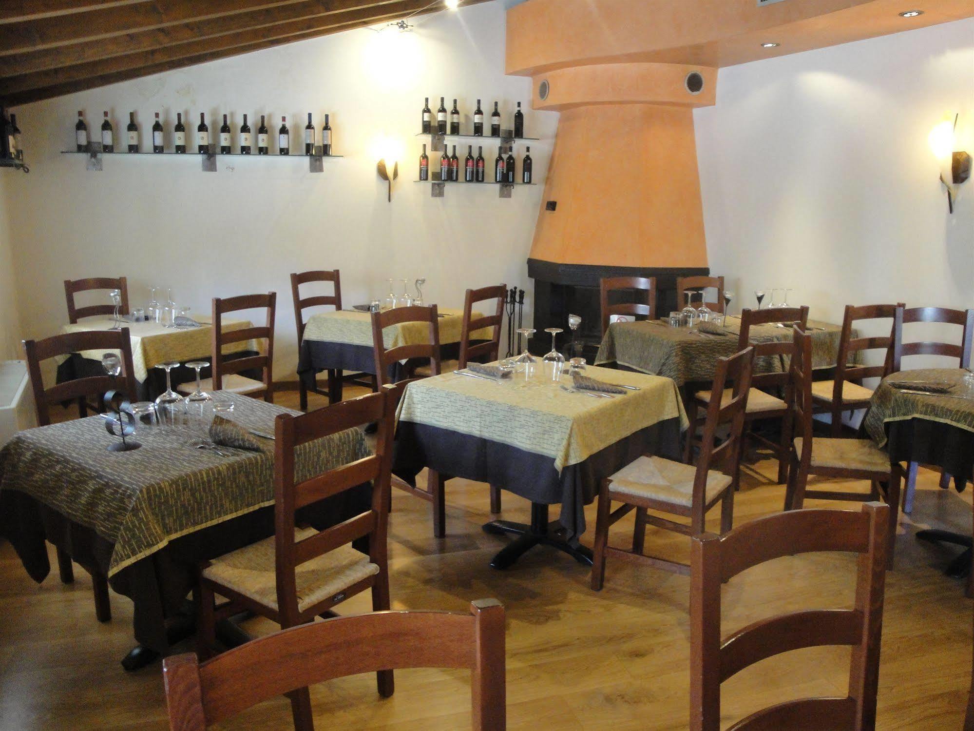 Locanda Del Brinsc Brinzio Exterior foto